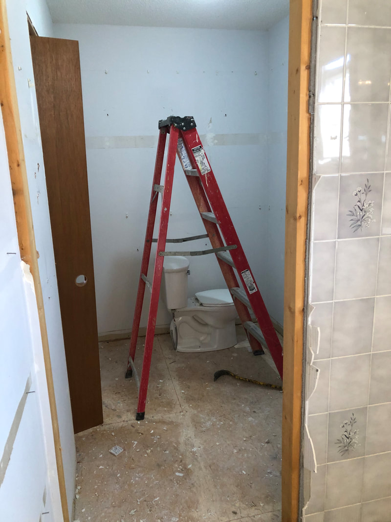 bathroom remodel - robertson construction - bathroom renovations hamilton construction [before - 1]